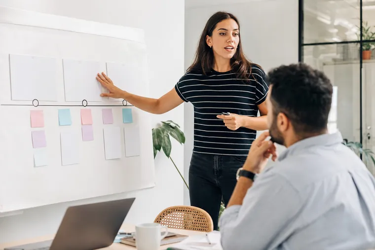 Strategist presenting a 90-day social content roadmap