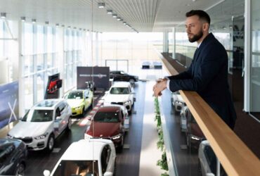 Drive Success with Elgin, Illinois Dealership Advertising