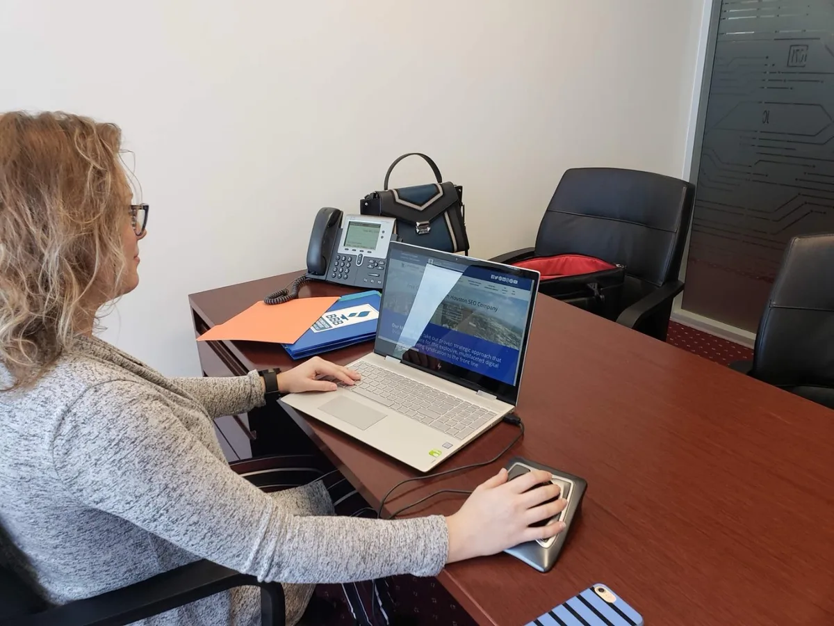 Our team working at the Actual SEO Media, Inc. Katy office