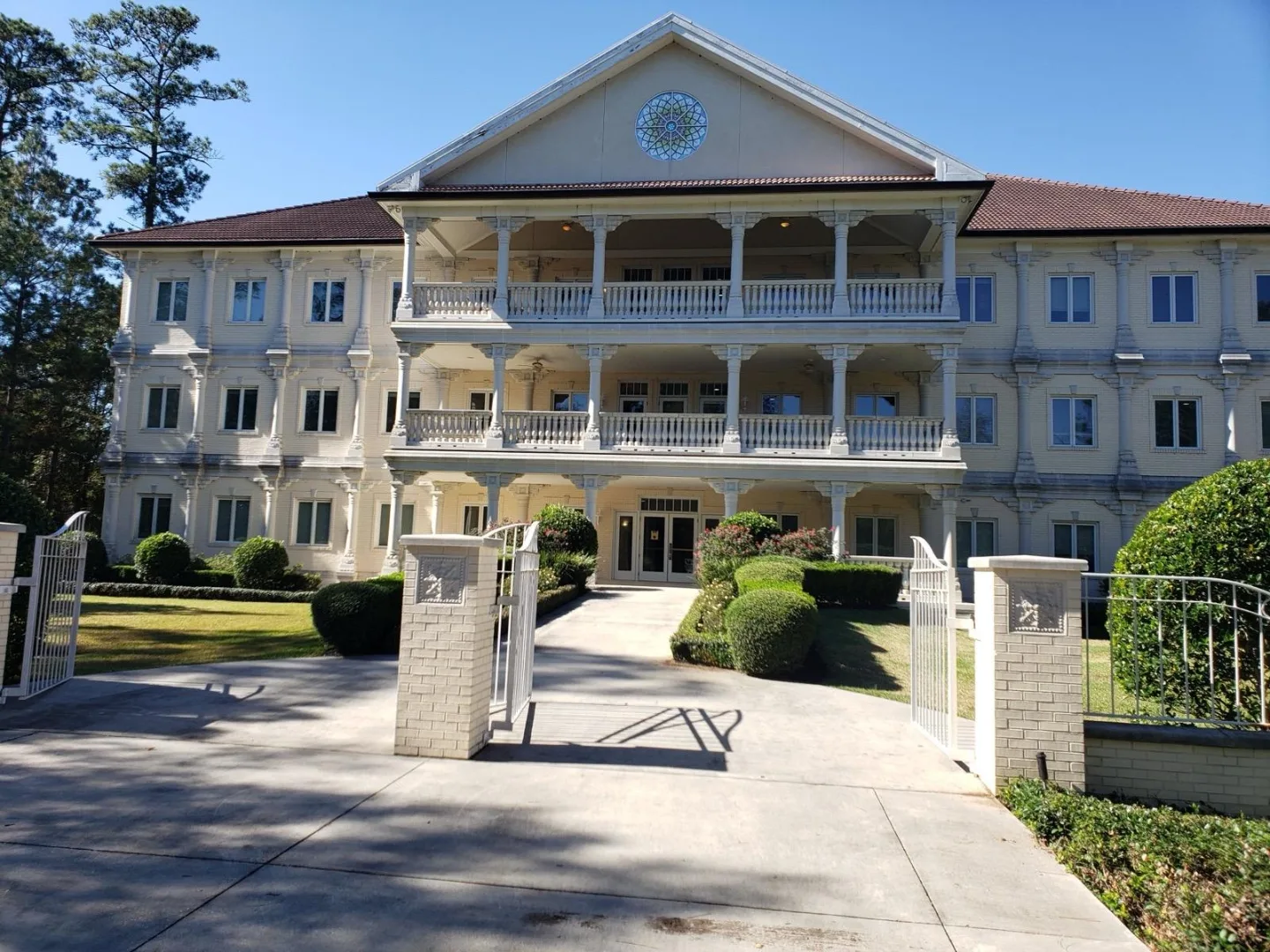 Actual SEO Media, Inc. office building at 10210 Grogans Mill Rd, Suite 230, in The Woodlands, TX